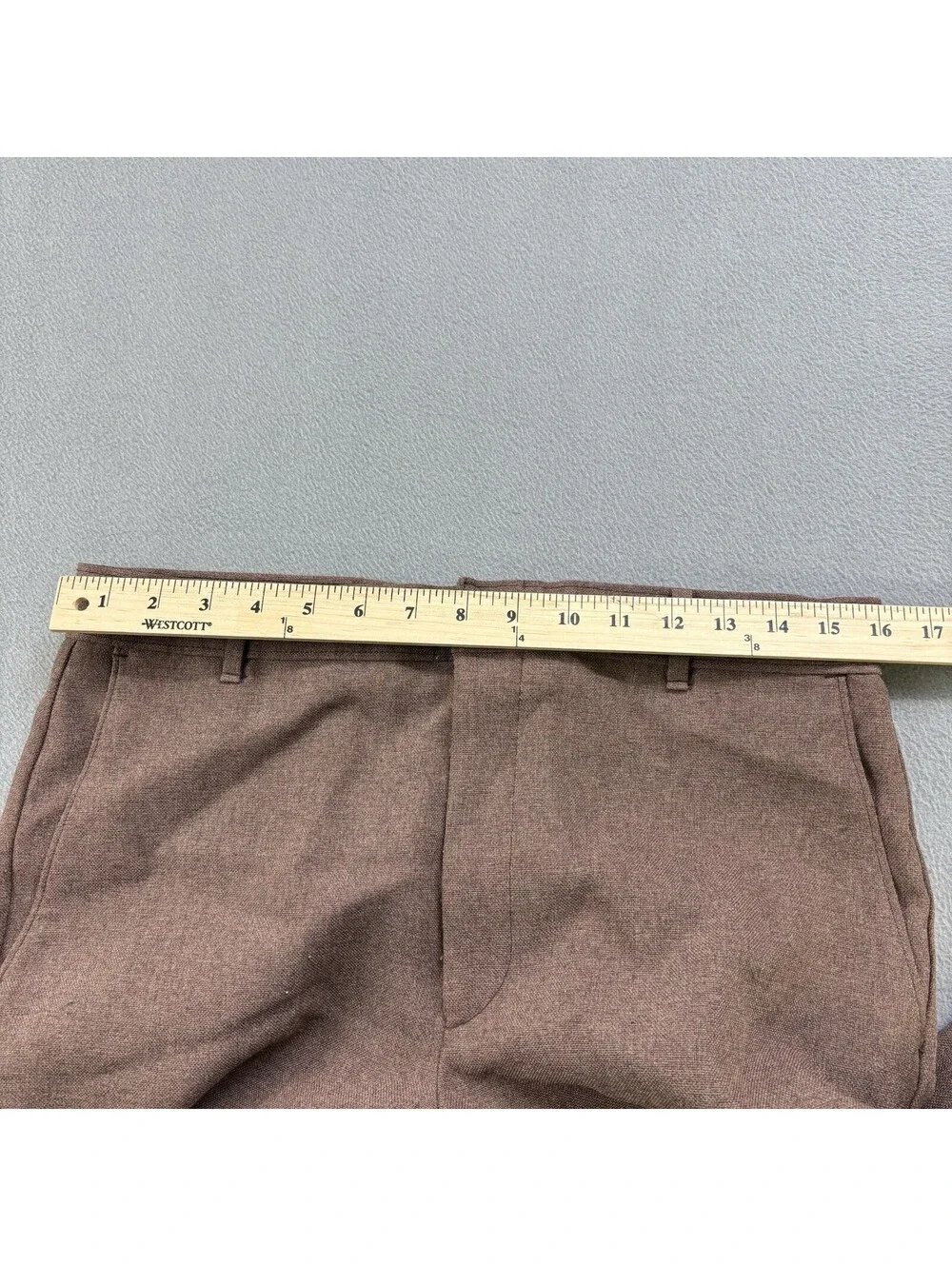 Vintage 70s Levi’s Action Slacks Pants Size 32 x 33.5 in. Brown
